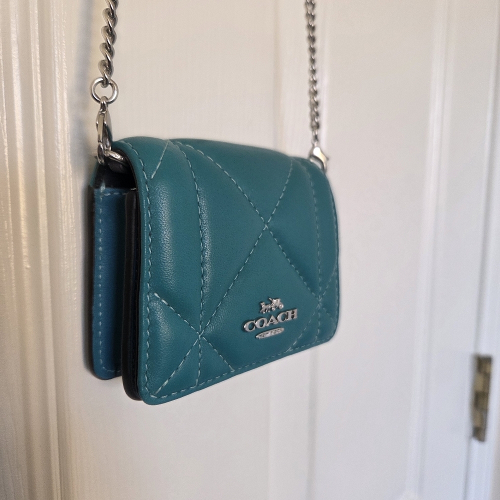 2 Piece, Stunning Coach New York matching set in a beautiful teal blue-green - Picture 6 of 12